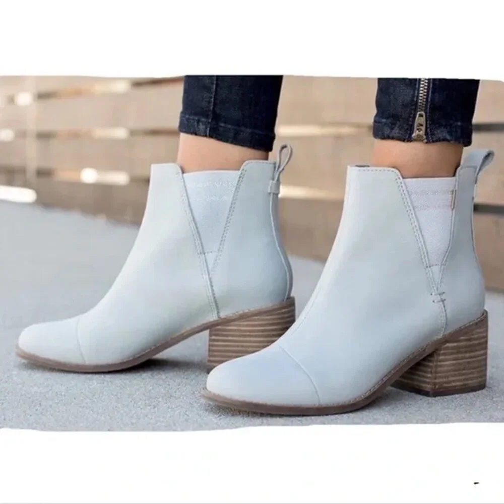 EUC‎ Toms Esme Glacier Grey Leather Booties